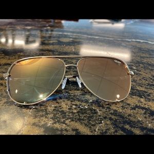 Quay High Key Gold Aviators
